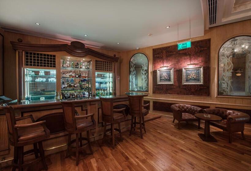 هتل Reef Oasis Blue Bay Resort & Spa