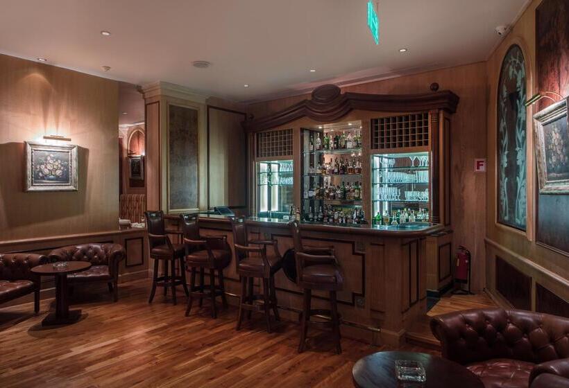 هتل Reef Oasis Blue Bay Resort & Spa