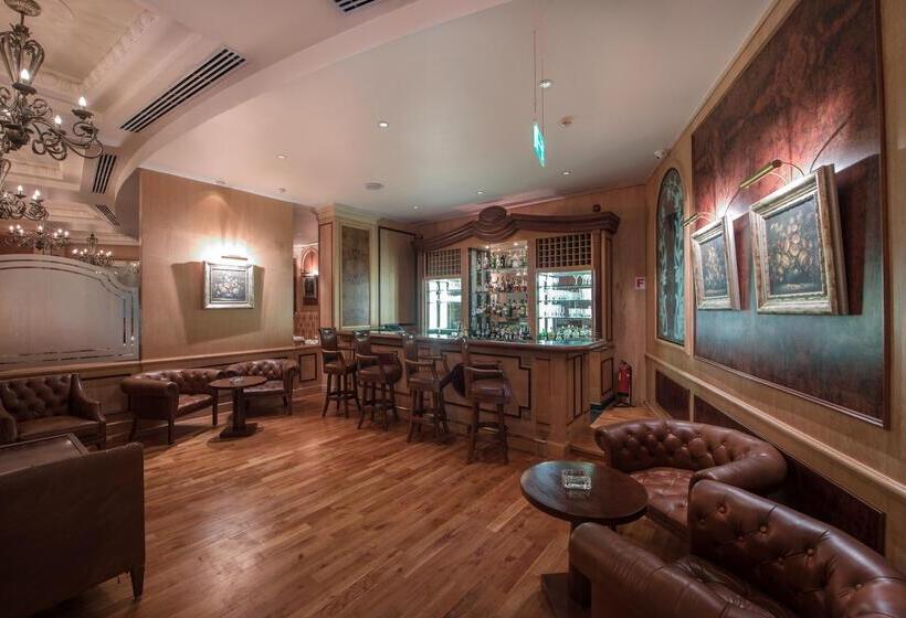 هتل Reef Oasis Blue Bay Resort & Spa