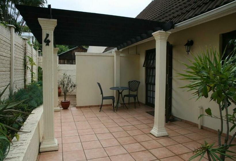 Hotel Sylvan Grove Guest House