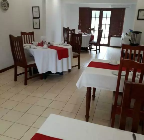 فندق Sylvan Grove Guest House