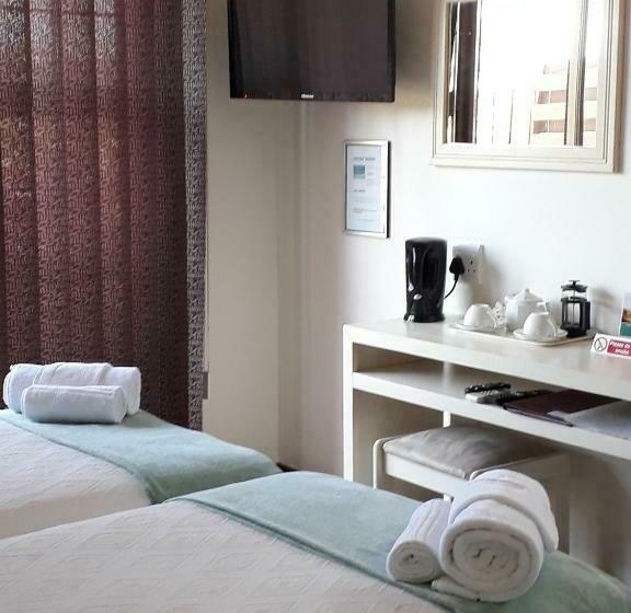 Hotel Sylvan Grove Guest House