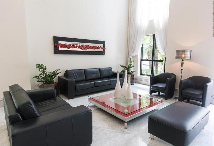 Отель Tsue The Palace Flat