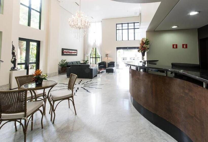 Отель Tsue The Palace Flat