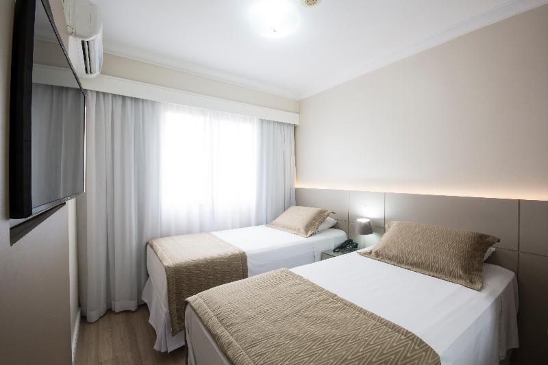 Отель Tsue The Palace Flat