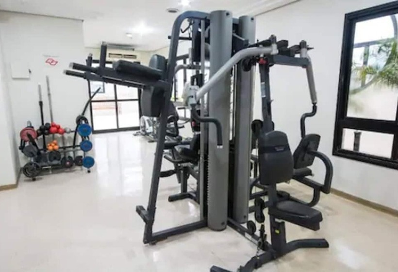 Отель Tsue The Palace Flat