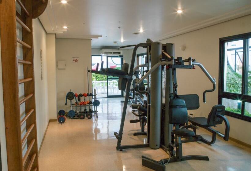 Отель Tsue The Palace Flat