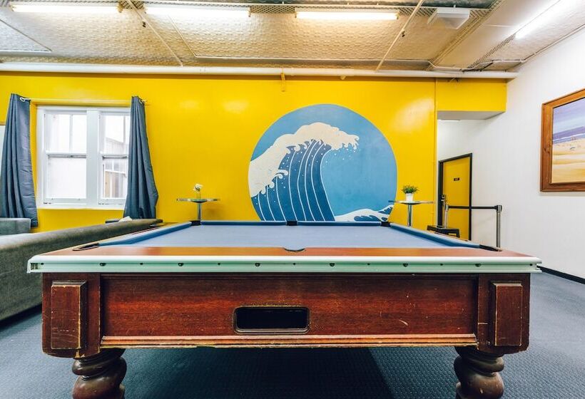 הוסטל Maze Backpackers   Sydney