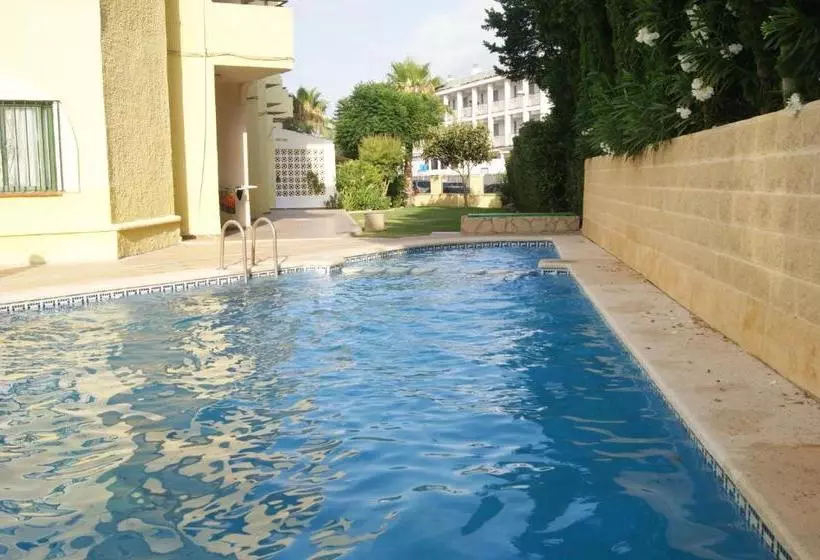 Apartamentos Sol y Mar