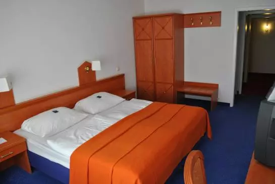 City Partner Hotel Amadeo