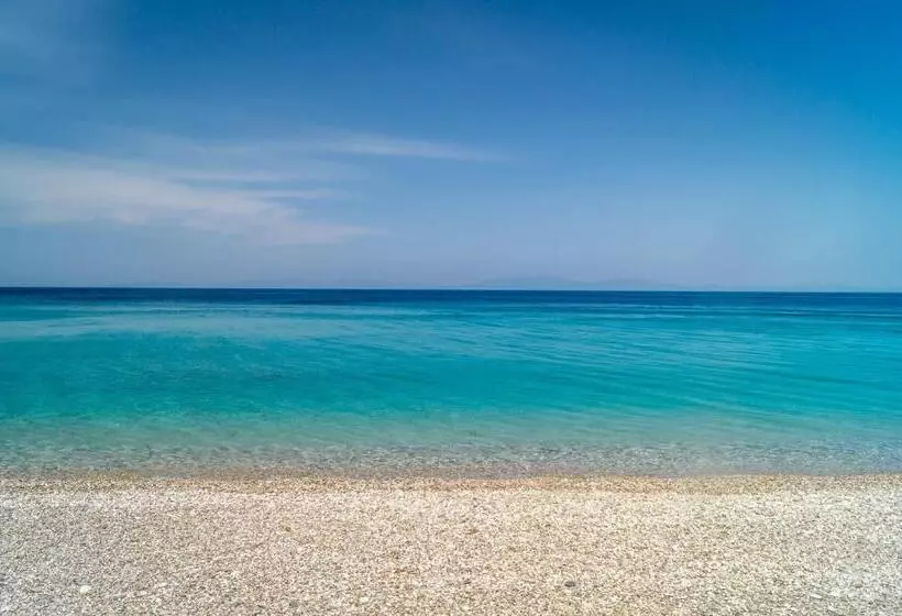 Отель Armonia Bay