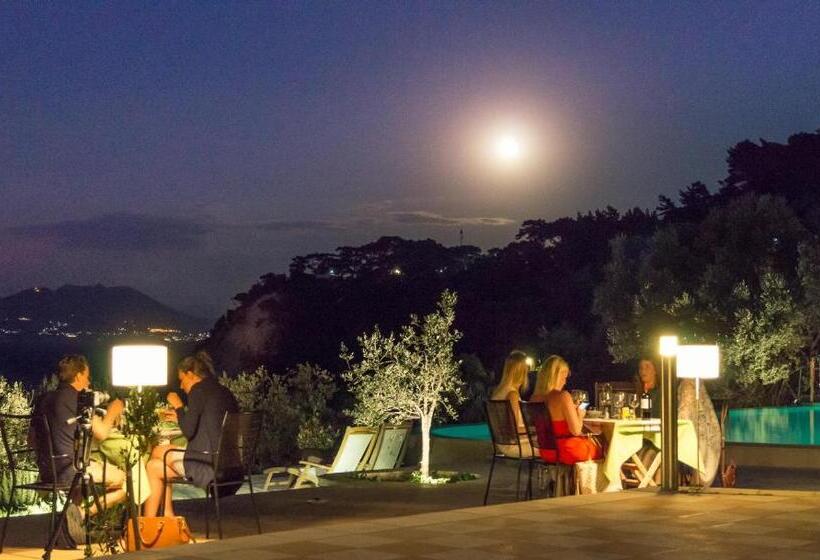 ホテル Armonia Bay