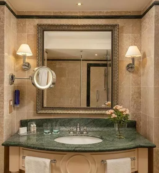 בית מלון כפרי Aphrodite Hills