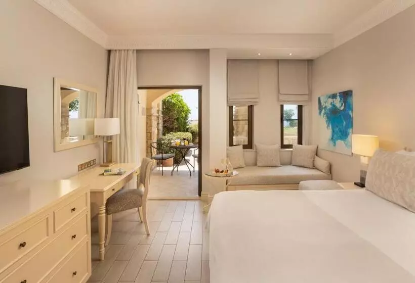 בית מלון כפרי Aphrodite Hills