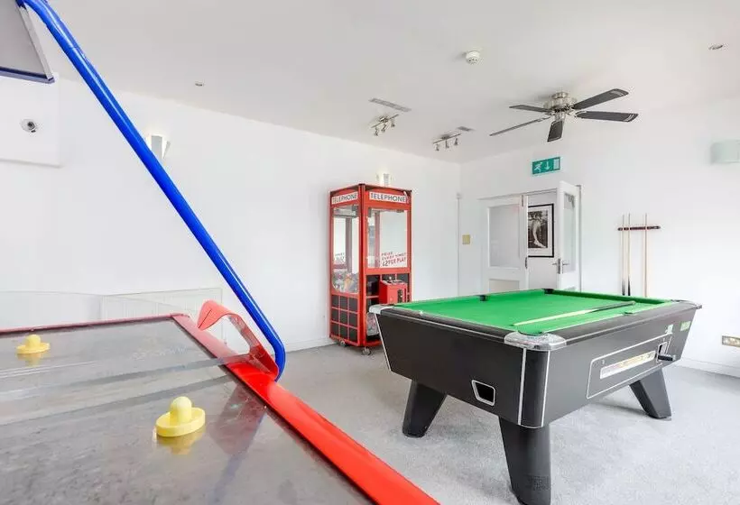 בית מלון כפרי Barrowfield