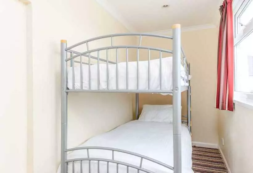 בית מלון כפרי Barrowfield