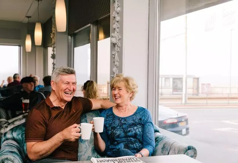 Claremont Hotel   All Inclusive!