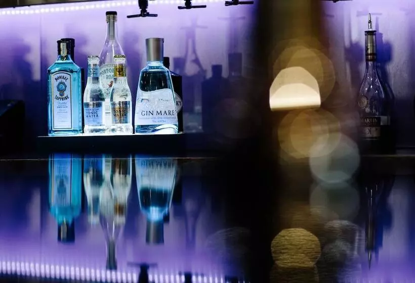 Claremont Hotel   All Inclusive!