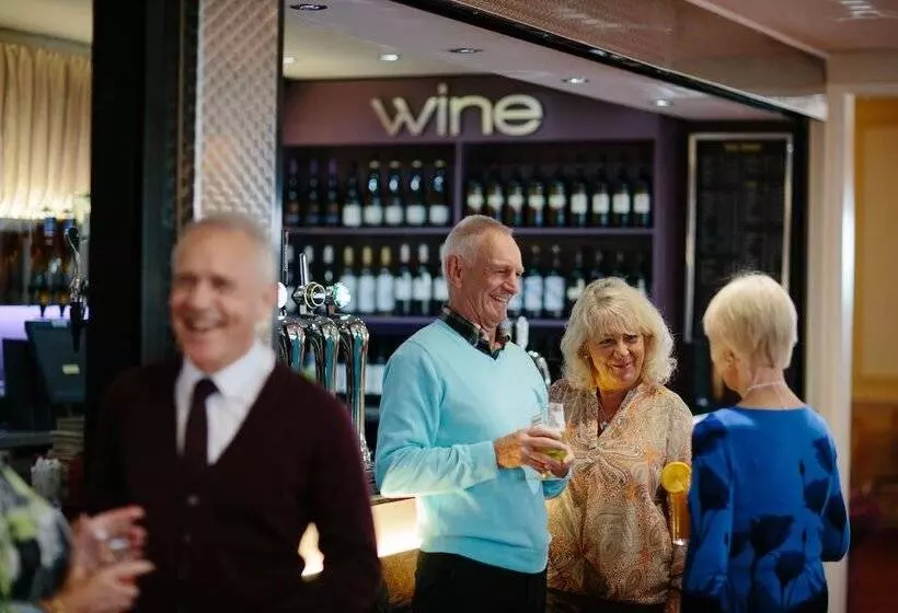 Claremont Hotel   All Inclusive!