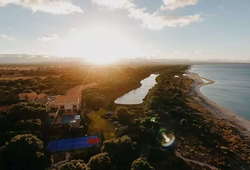 Отель Club Wyndham Dunsborough, Trademark Collection By Wyndham