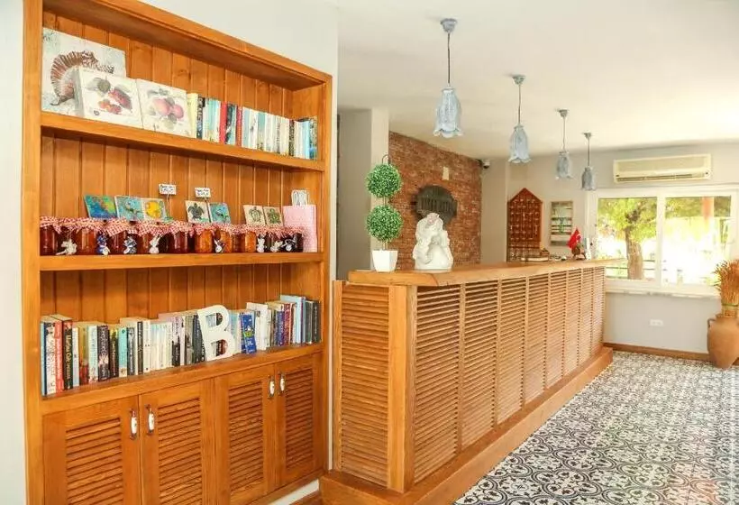 ホテル Dalyan Basar