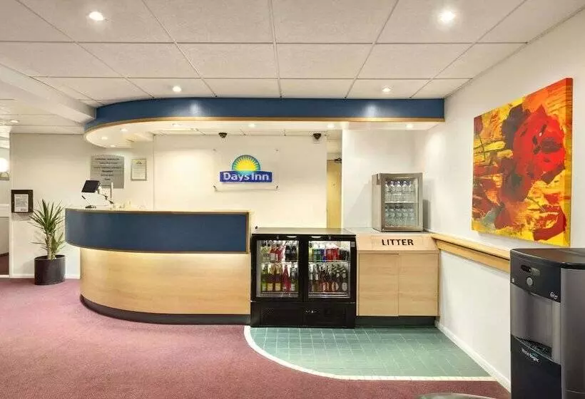 Days Inn Hotel Fleet