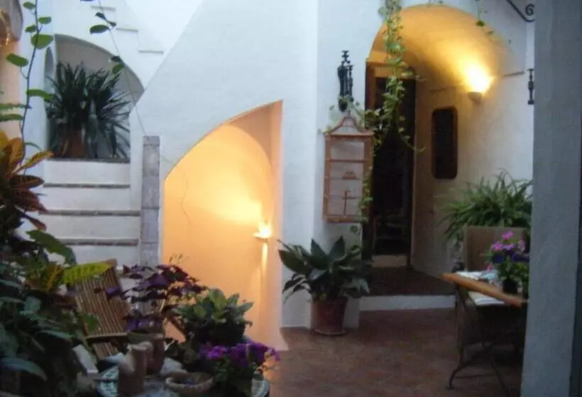 ホテル La Casa De Bovedas Charming Inn