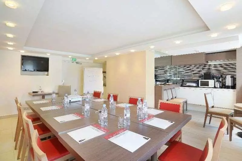 ホテル Le Grand Hôtel De Normandie