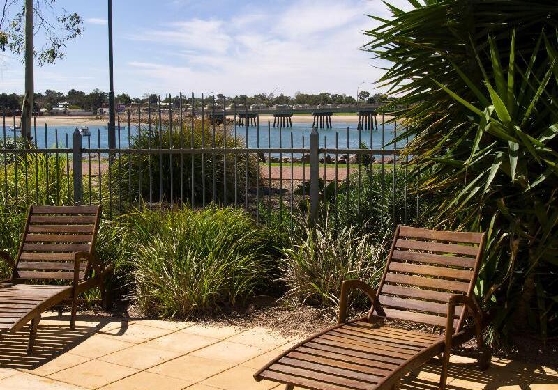 Hotel Majestic Oasis Apartments