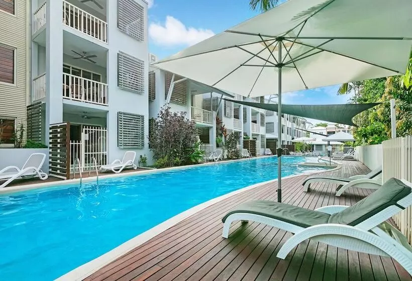 Hotel Mantra Aqueous On Port