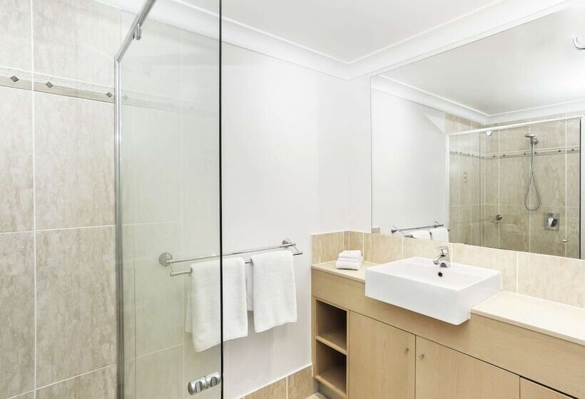 ホテル Mantra Aqueous On Port