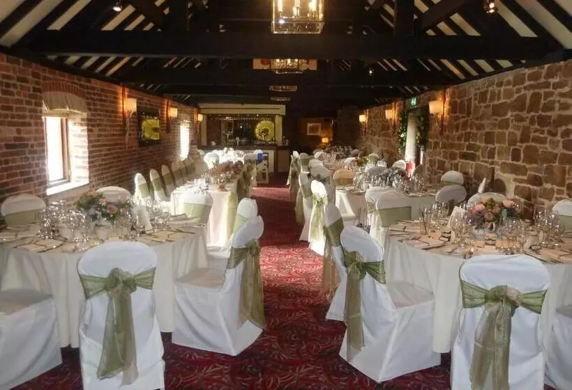 Отель Morley Hayes