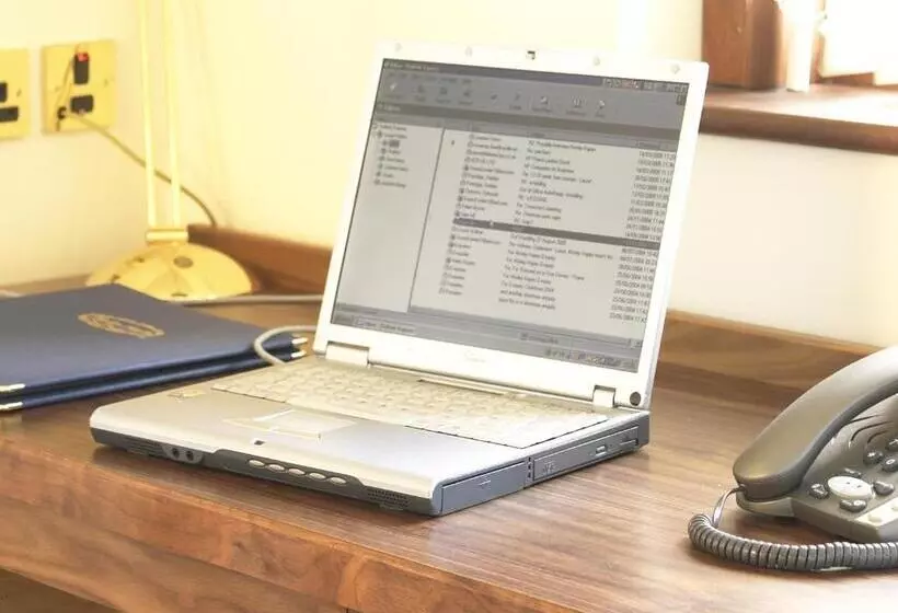 Отель Morley Hayes