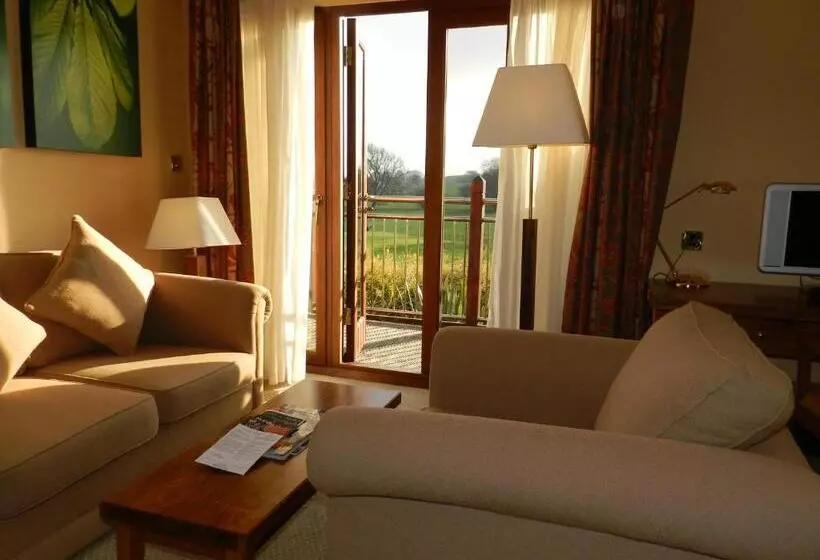 Отель Morley Hayes