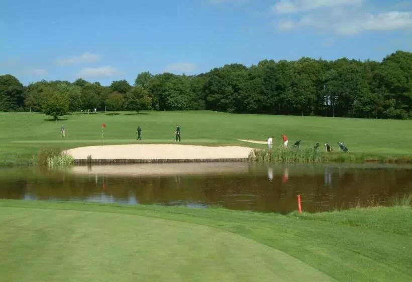 Отель Morley Hayes