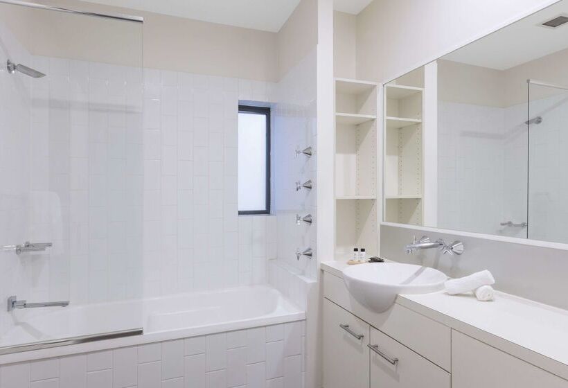 בית מלון כפרי Oaks Brisbane On Margaret Suites