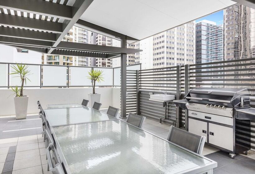 בית מלון כפרי Oaks Brisbane On Margaret Suites