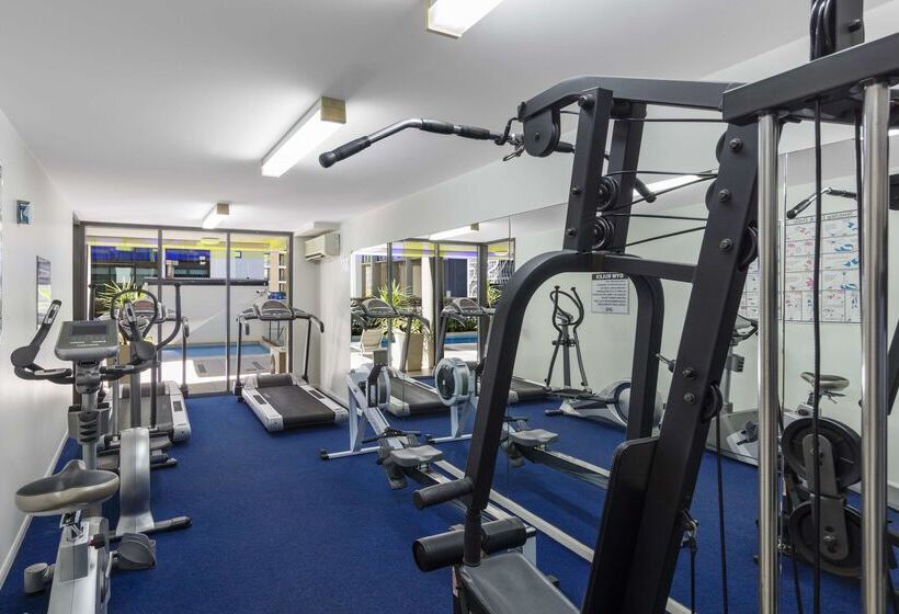 בית מלון כפרי Oaks Brisbane On Margaret Suites