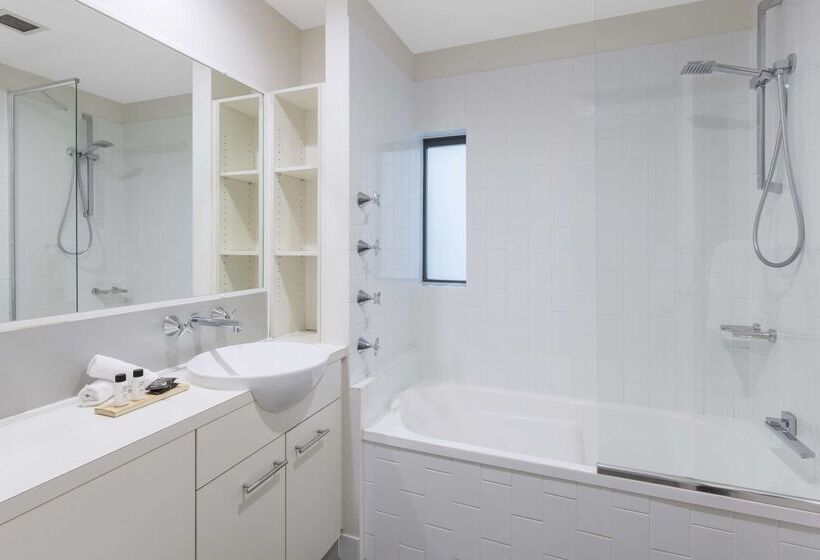 בית מלון כפרי Oaks Brisbane On Margaret Suites