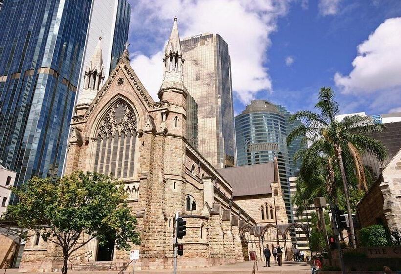 בית מלון כפרי Oaks Brisbane On Margaret Suites