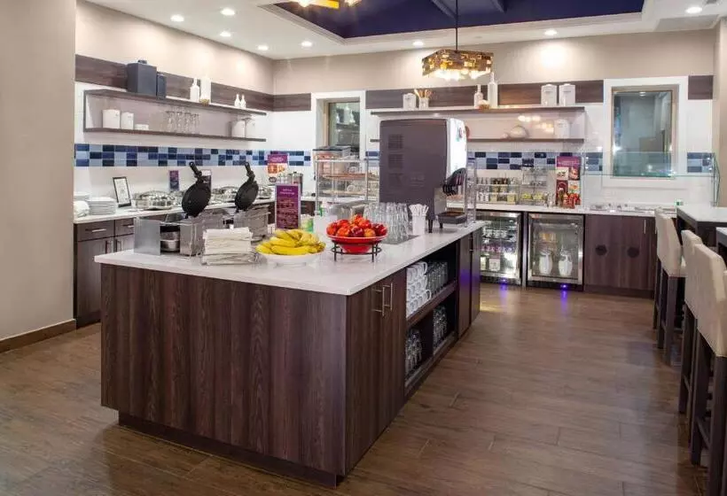 هتل Residence Inn By Marriott Virginia Beach Oceanfront