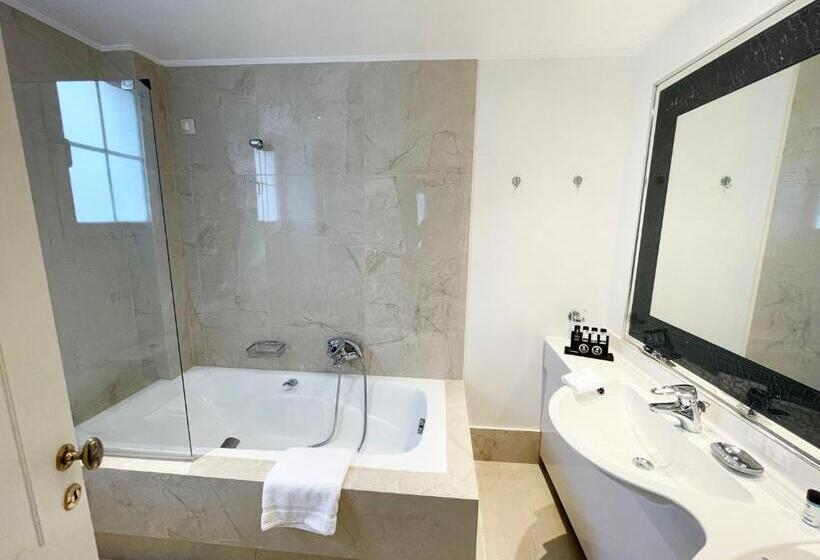 فندق Theoxenia House