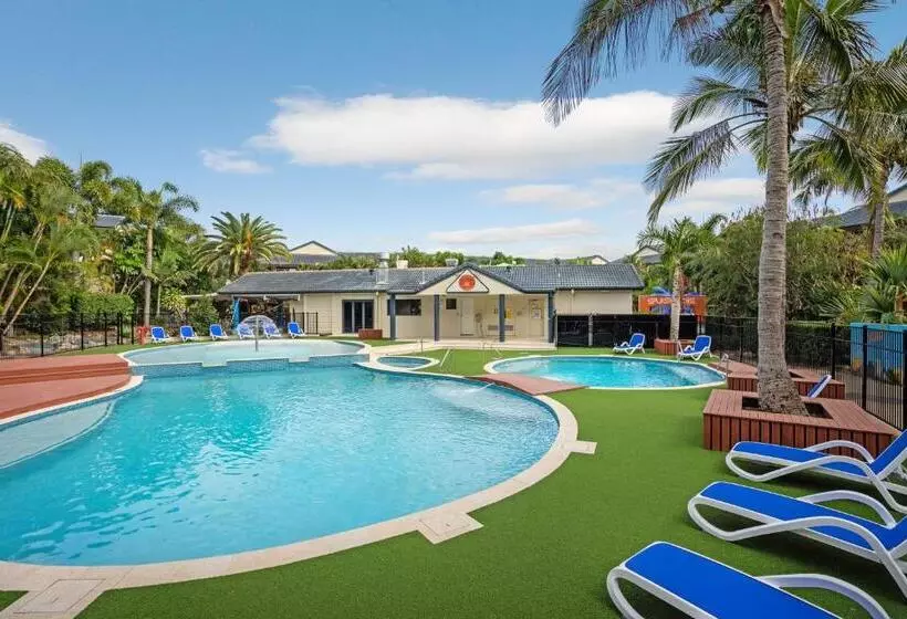 Отель Turtle Beach Resort