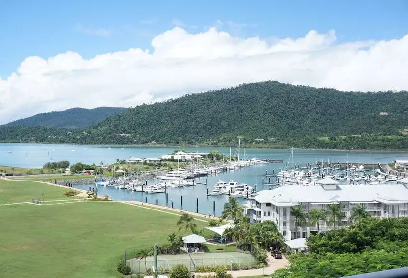 Отель Ocean Views At Whitsunday Terraces Resort