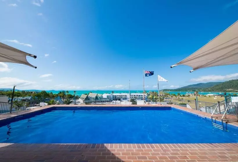 Отель Ocean Views At Whitsunday Terraces Resort