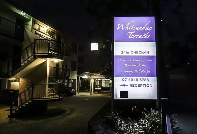 Отель Ocean Views At Whitsunday Terraces Resort
