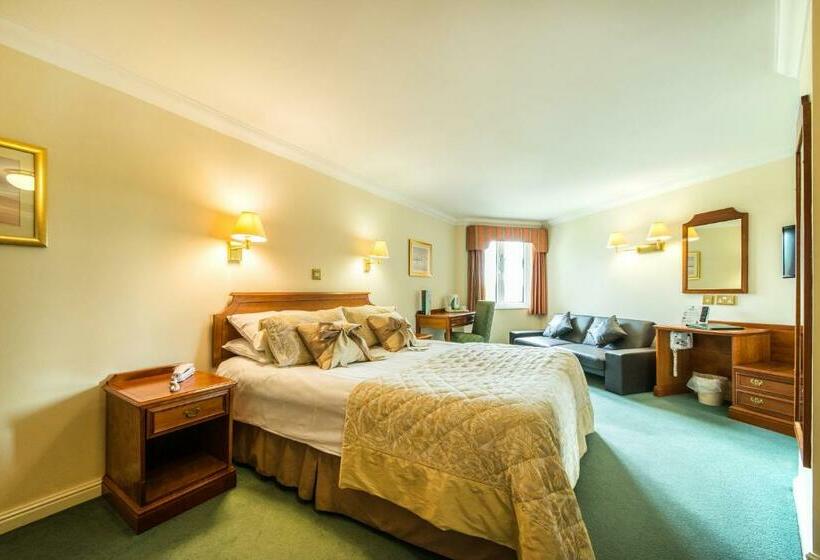 Arden Hotel And Leisure Club