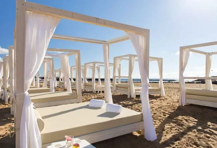 Elba Carlota Beach & Golf Resort