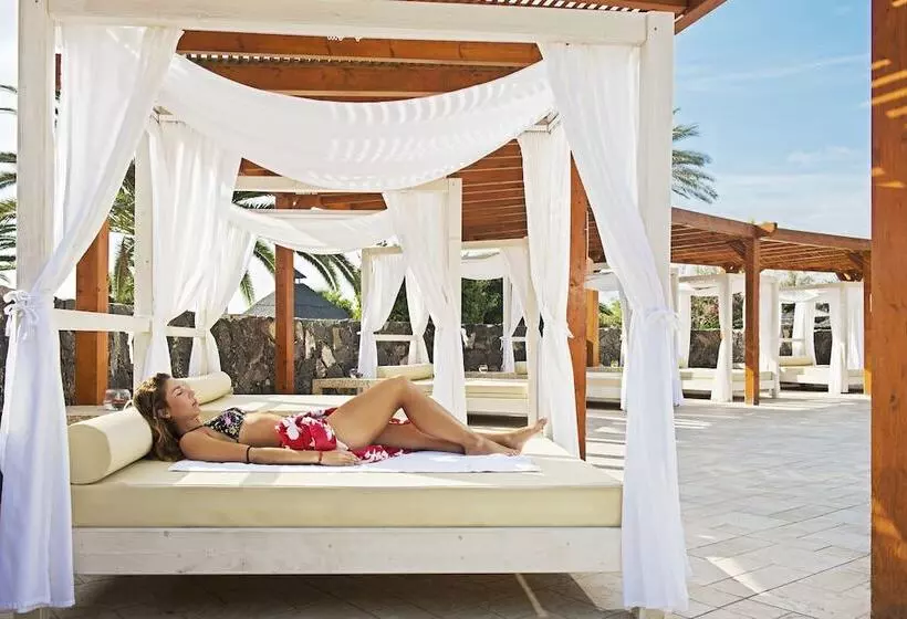 Elba Carlota Beach & Golf Resort