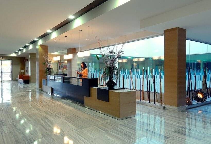 Elba Carlota Beach & Golf Resort